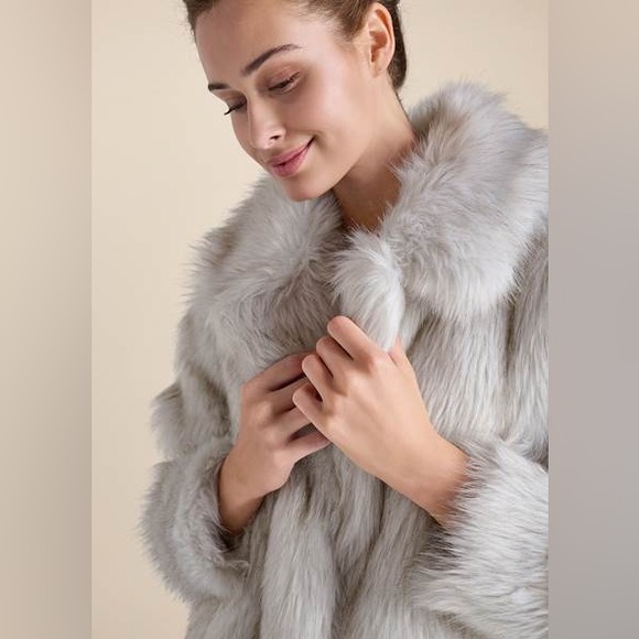 Venus Mid-Length Faux-Fur Coat, Size XL New w/Tag in original packaging - Picture 3 of 12